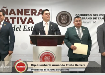 Van contra ladrones de escuelas