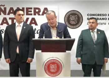 Canturosas toma distancia de la vinculación de Rivas.
