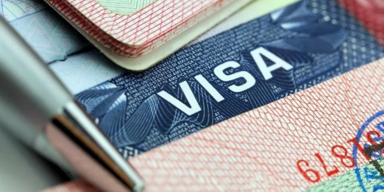 Aumentará EU costo de visas.