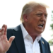 Enfrenta Trump por Epstein rebelión Republicana