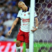 Arrastra «Chicharito» polémica, lesiones y fracaso.