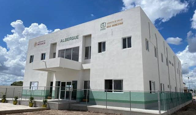 Indignación entre burócratas del sector salud por retiro de compensaciones