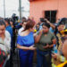 Da Carmen Lilia apoyo a familias afectadas por explosión,