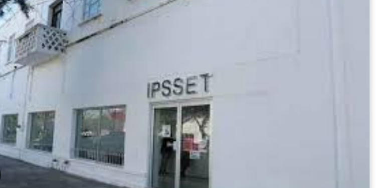 Acusan al Ipsset de violar derechos de pareja del mismo sexo.