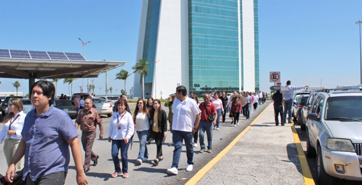 Proponen ampliar de 3 a 5 días el permiso de luto para burócratas