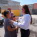 Supervisa alcaldesa Carmen Lilia Canturosas trabajo de reparación en viviendas dañadas por la explosión de la colonia Infonavit