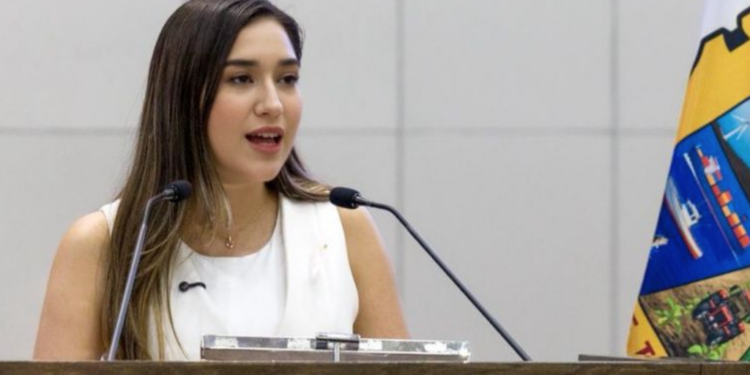 Proponen elevar a 80 años de prisión penas para feminicidio