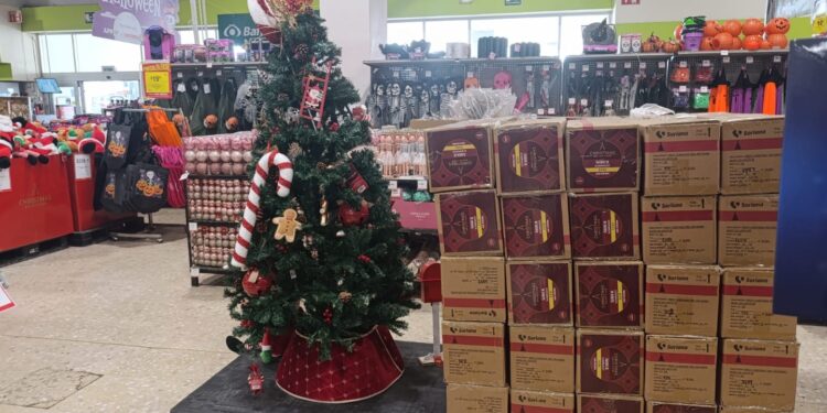 Navidad se adelanta en Victoria: tiendas desatan la “locura decembrina” desde octubre