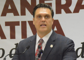 Diputados no se aumentarán el sueldo, dice presidente del Congreso.
