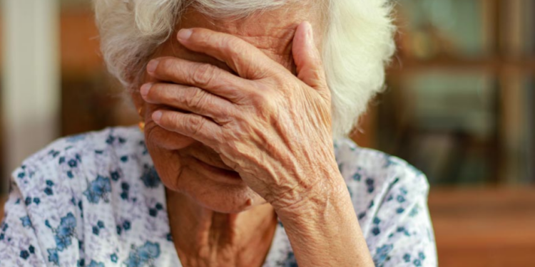 Diputados buscan garantizan alimentos a mayores de 65 años en condición de abandono