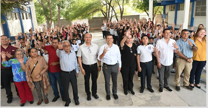 Con techumbre en escuela beneficia Lalo Gattás a estudiantes de la colonia Horacio Terán