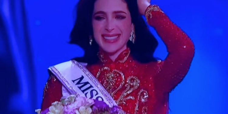 FÁTIMA BOSCH, ES LA NUEVA MISS UNIVERSO 2025