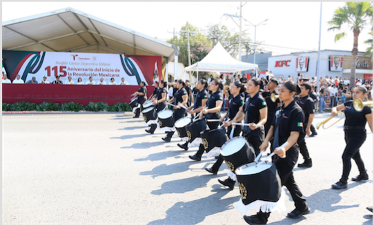Miles participan en el desfile del 115 Aniversario de la Revolución Mexicana en Tamaulipas