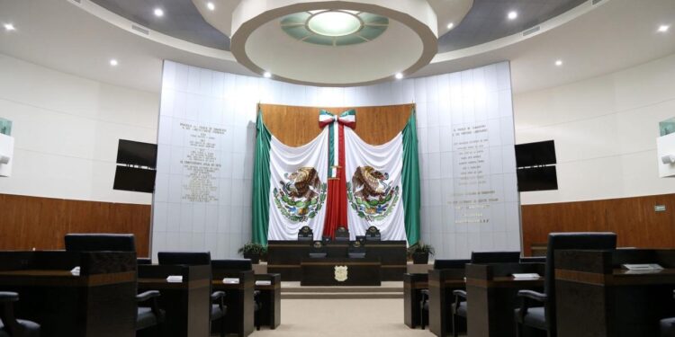 Congreso recibe paquete económico 2026; iniciarán revisión formal mañana.