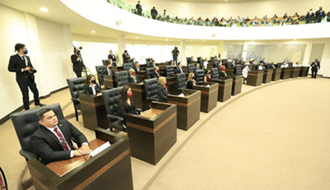 Exige PAN frenar desigualdad salarial en el Congreso