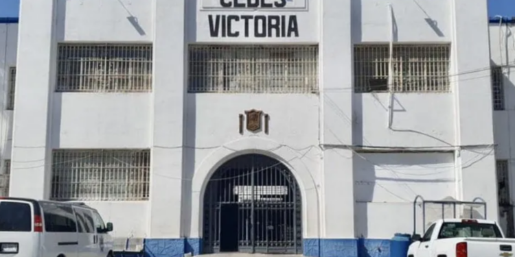 Prohibirán uso de celulares en los penales de Tamaulipas
