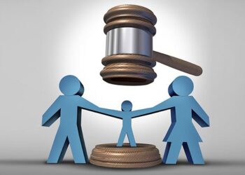 Morena propone prohibir difusión de información de menores de edad.