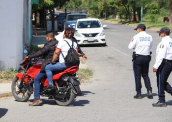 Endurecerán requisitos para licencia de motociclista.