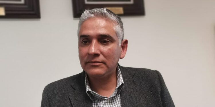 Multa ASE a 93 funcionarios en dos años por ocultar información financiera.