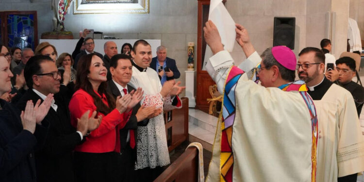 NUNCIO APOSTÓLICO Y 30 OBISPOS DE MÉXICO, ORDENAN A NUEVO OBISPO EN NUEVO LAREDO