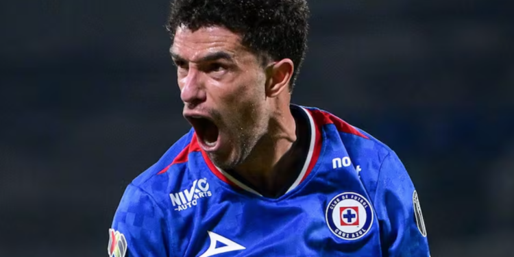 Nacho Rivero podría cerrar su ciclo con Cruz Azul y volver a Xolos