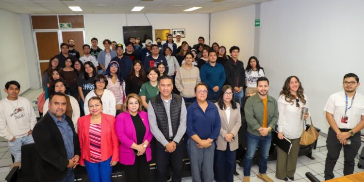 Fortalece Salud vinculación con la UAT y estudiantes de Comunicación