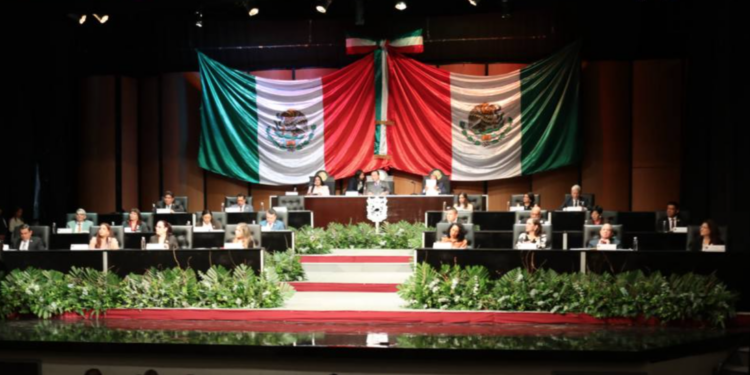 Van contra diputados faltistas; descuentos y hasta suspensión del cargo, las sanciones.