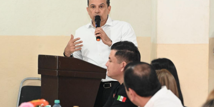Reconocen Ayuntamiento y Sindicato a personal jubilado