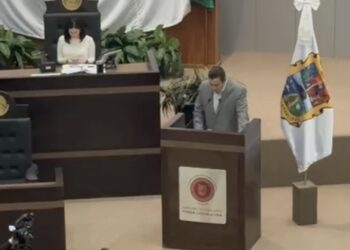 Impugna Ismael García Cabeza de Vaca reformas que sancionan ausencias y limitan iniciativas