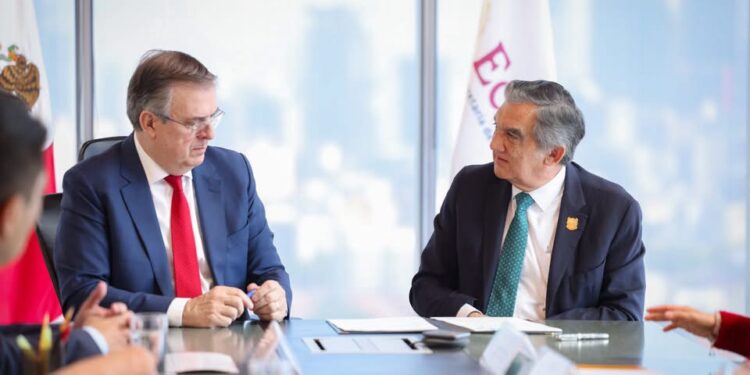 Américo Villarreal firma con Marcelo Ebrard convenio para detonar polo de desarrollo en Altamira