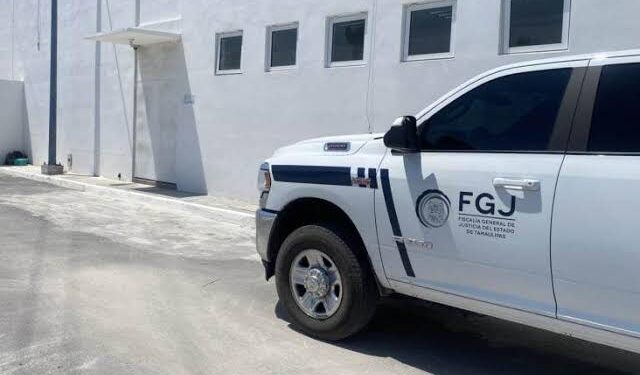 Olvida dónde estacionó su vehículo y lo reporta robado.
