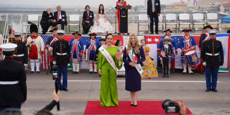 Celebran los dos Laredos alianza estratégica en ceremonia del abrazo; Nombran a Carmen Lilia Sra Internacional 2026