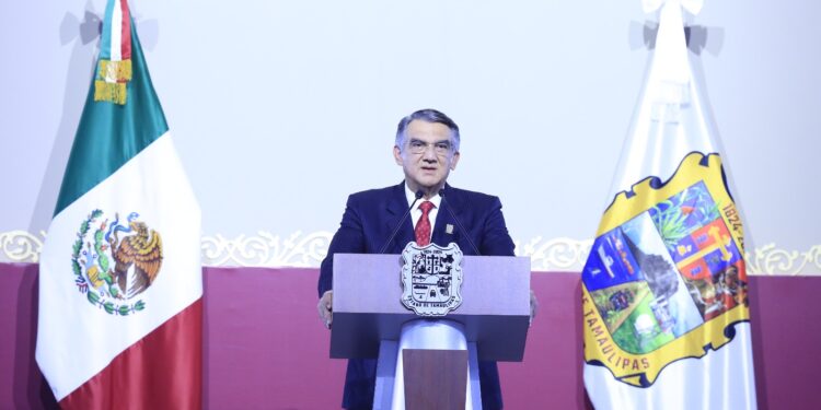 Américo Villarreal llama a cerrar el paso a la desinformación y a las élites en su Cuarto Informe
