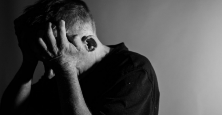 Preocupa aumento de conductas suicidas