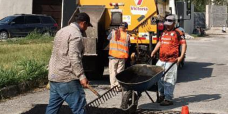 Lleva Municipio programa de bacheo a toda la ciudad