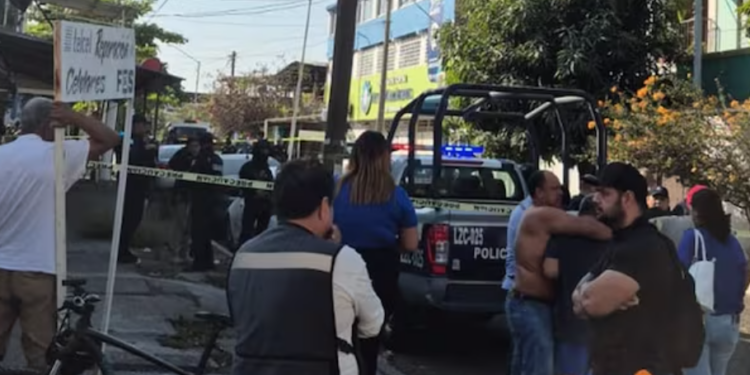 Mata a balazos a dos maestras porque no lo dejaron entrar a clases al llegar tarde.