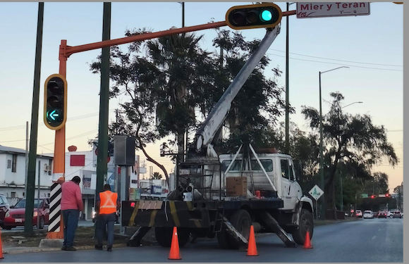 Operará Municipio semáforos instalados por el Estado