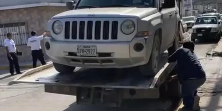 Grúas ya no podrán llevarse autos si el propietario aparece antes del traslado.