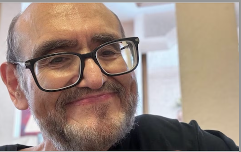 Edgar Vivar celebra el éxito de «Vecinos»