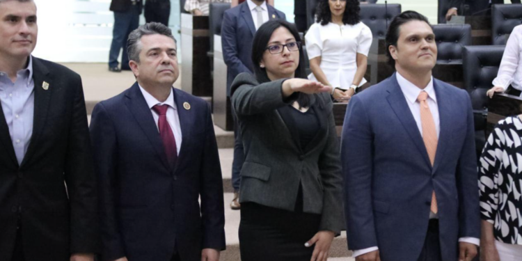 Tiene FGJE nueva titular de asuntos internos.