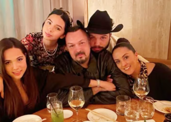 Los Aguilar custodian a  Ángela en medio del escándalo que rodea a Nodal por la modelo parecida a su ex Cazzu