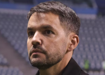 «No lo entiendo», dice Larcamón tras su despido como técnico del Cruz Azul