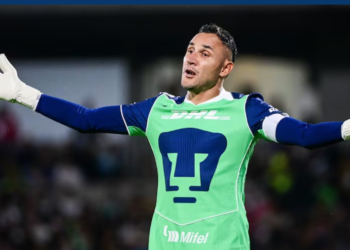 «Alguno tenía que fallar», dice Keylor Navas sobre penalty errado por Henry Martín