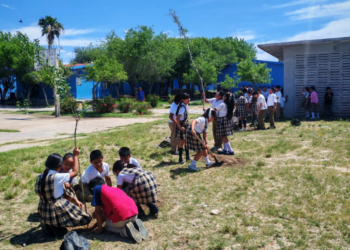 Gobierno de Nuevo Laredo fortalece educación ambiental y reforestación en escuelas
