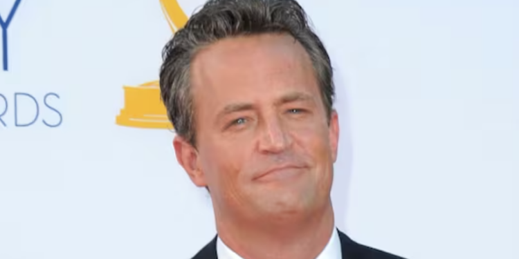 Dan 3.5 años de prisión a asistente de Matthew Perry; lo acusan de la muerte del actor.
