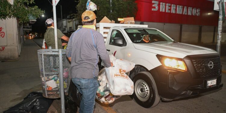 Muestra zona centro de Victoria limpieza en sus calles.