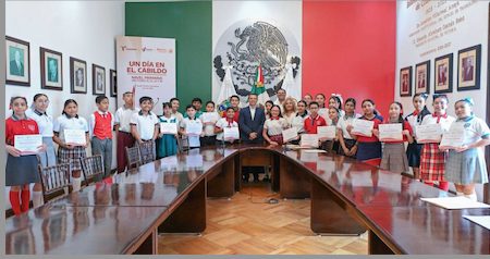 Viven niños victorenses un Día en el Cabildo