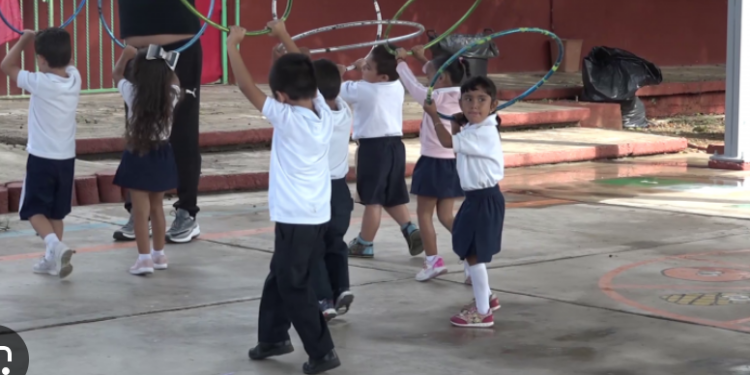 Morena quiere que educación fisica sea obligatoria en Primarias y Secundarias