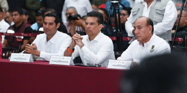 Alcalde Lalo Gattás se suma a acciones del Consejo Estatal de Protección Civil.