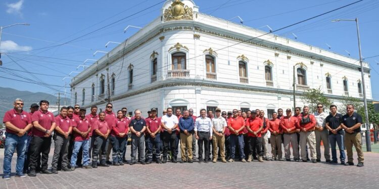 Agradece Lalo Gattás el gran trabajo de Protección Civil y bomberos por Victoria